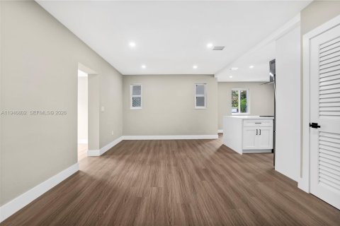 Villa ou maison à vendre à Miami, Floride: 3 chambres, 119.57 m2 № 2003907 - photo 28