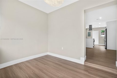 Villa ou maison à vendre à Miami, Floride: 3 chambres, 119.57 m2 № 2003907 - photo 17