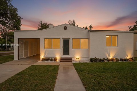 Villa ou maison à vendre à Miami, Floride: 3 chambres, 119.57 m2 № 2003907 - photo 7