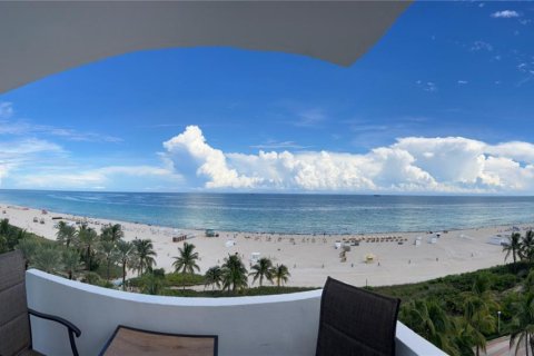 Copropriété à louer à Miami Beach, Floride: 2 chambres, 110.55 m2 № 1931108 - photo 8