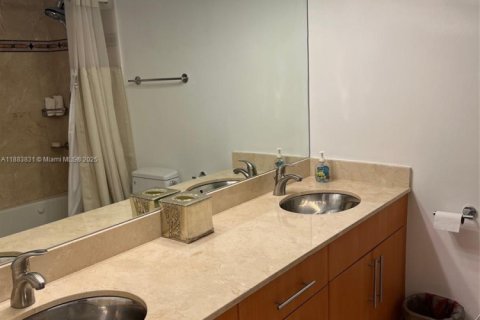 Copropriété à louer à Miami Beach, Floride: 2 chambres, 110.55 m2 № 1931108 - photo 22