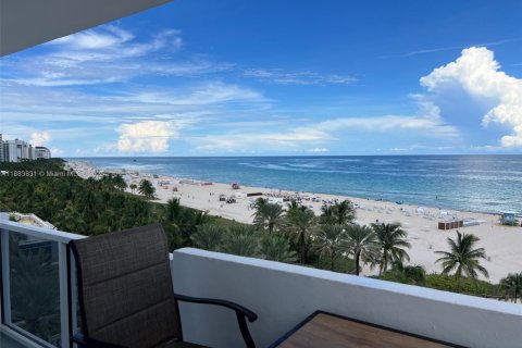 Copropriété à louer à Miami Beach, Floride: 2 chambres, 110.55 m2 № 1931108 - photo 5