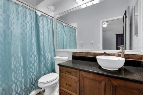 House in Cape Coral, Florida 3 bedrooms, 120.4 sq.m. № 1884926 - photo 10