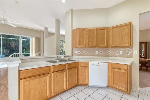 House in Sarasota, Florida 3 bedrooms, 189.43 sq.m. № 2391137 - photo 30