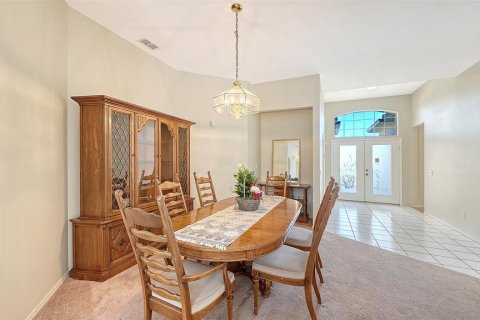 House in Sarasota, Florida 3 bedrooms, 189.43 sq.m. № 2391137 - photo 17