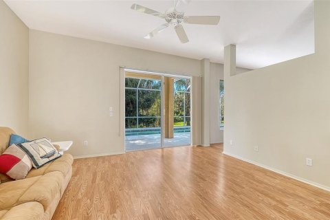 House in Sarasota, Florida 3 bedrooms, 189.43 sq.m. № 2391137 - photo 24
