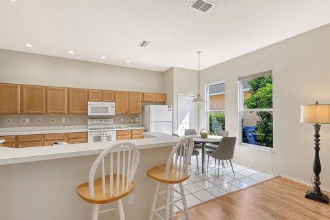 House in Sarasota, Florida 3 bedrooms, 189.43 sq.m. № 2391137 - photo 23