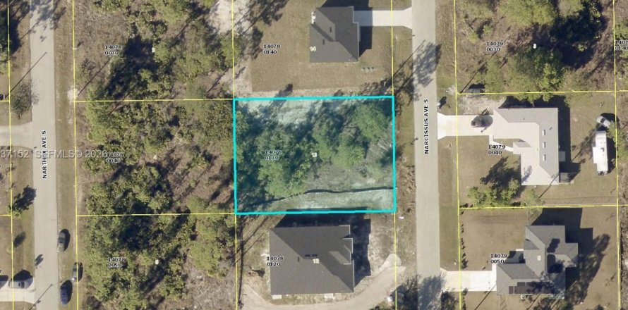 Propiedad comercial en Lehigh Acres, Florida № 2158515