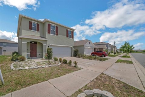 House in Davenport, Florida 5 bedrooms, 234.3 sq.m. № 1770178 - photo 3