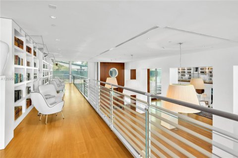 Copropriété à louer à Miami, Floride: 2 chambres, 163.14 m2 № 2384505 - photo 18