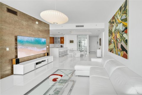 Copropriété à louer à Miami, Floride: 2 chambres, 163.14 m2 № 2384505 - photo 5