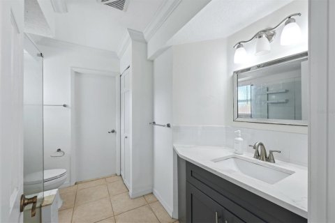 Villa ou maison à vendre à Sarasota, Floride: 3 chambres, 139.17 m2 № 2423634 - photo 29