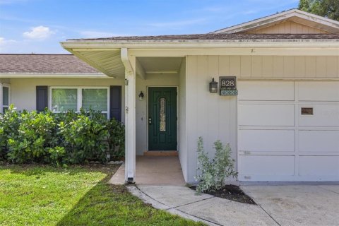 Villa ou maison à vendre à Sarasota, Floride: 3 chambres, 139.17 m2 № 2423634 - photo 4