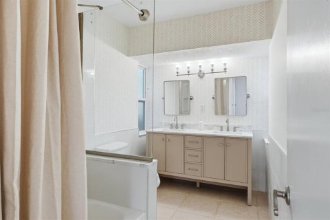 Villa ou maison à vendre à Sarasota, Floride: 3 chambres, 139.17 m2 № 2423634 - photo 24