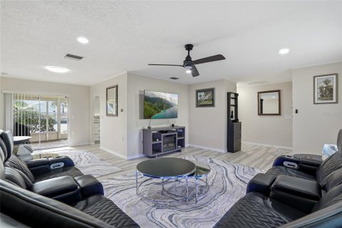 Casa en venta en Hernando Beach, Florida, 3 dormitorios, 147.16 m2 № 2229527 - foto 15