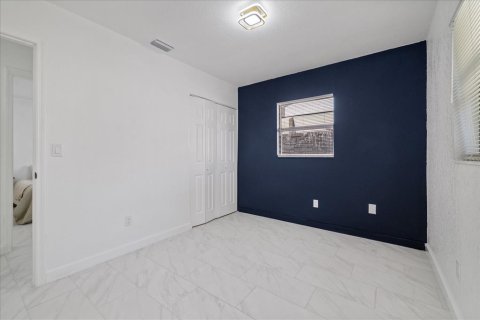 Villa ou maison à vendre à Seminole, Floride: 3 chambres, 107.4 m2 № 2349343 - photo 24