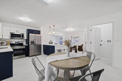 Villa ou maison à vendre à Seminole, Floride: 3 chambres, 107.4 m2 № 2349343 - photo 17