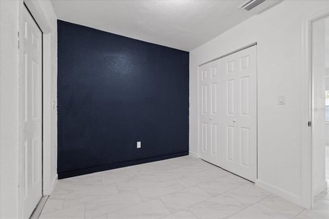 Villa ou maison à vendre à Seminole, Floride: 3 chambres, 107.4 m2 № 2349343 - photo 15