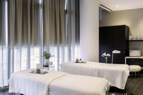 Купить кондоминиум в Майами, Флорида 2 спальни, 108.97м2, № 2007832 - фото 16