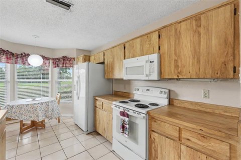 House in Hudson, Florida 3 bedrooms, 135.27 sq.m. № 2216040 - photo 28