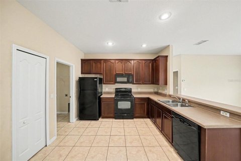 Villa ou maison à vendre à Orlando, Floride: 3 chambres, 152.36 m2 № 2410342 - photo 12