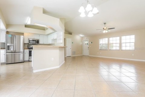 Casa en alquiler en Port Charlotte, Florida, 3 dormitorios, 120.77 m2 № 1869529 - foto 5