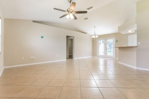 Casa en alquiler en Port Charlotte, Florida, 3 dormitorios, 120.77 m2 № 1869529 - foto 3