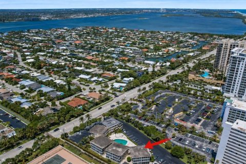 Снять в аренду кондоминиум в Ривьера-Бич, Флорида 1 спальня, 57.6м2, № 2280083 - фото 6