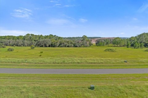House in Umatilla, Florida 3 bedrooms, 234.76 sq.m. № 1382333 - photo 9