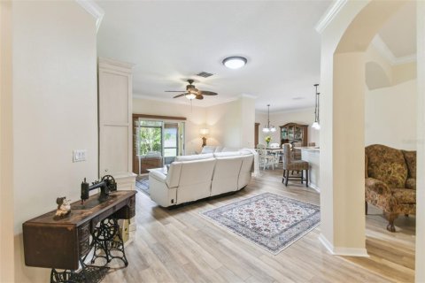 House in Kissimmee, Florida 3 bedrooms, 215.44 sq.m. № 1827800 - photo 9