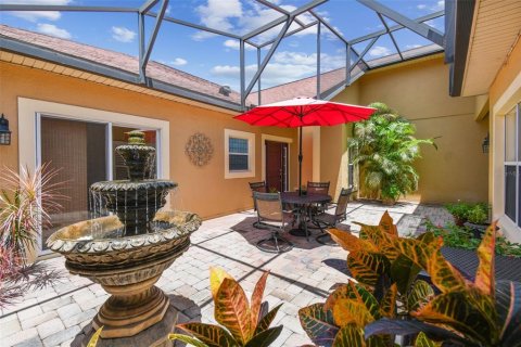 House in Kissimmee, Florida 3 bedrooms, 215.44 sq.m. № 1827800 - photo 8