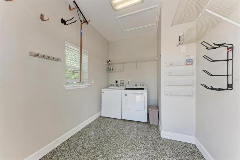 House in Arcadia, Florida 1 bedroom, 32.52 sq.m. № 2098590 - photo 25