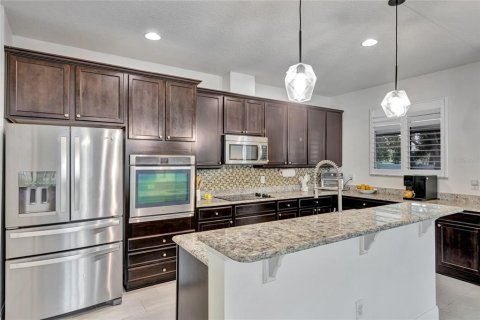 Villa ou maison à vendre à Orlando, Floride: 3 chambres, 211.54 m2 № 1826916 - photo 5