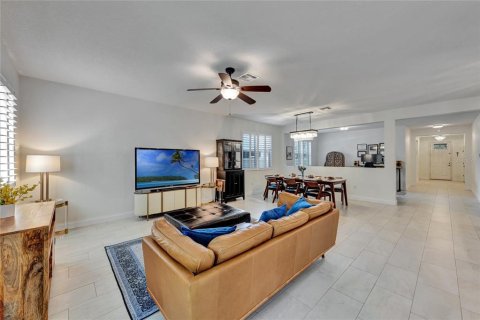 Villa ou maison à vendre à Orlando, Floride: 3 chambres, 211.54 m2 № 1826916 - photo 6
