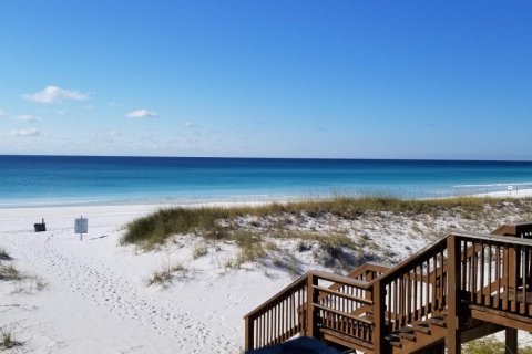 Condo in Destin, Florida, 1 bedroom  № 561596 - photo 1