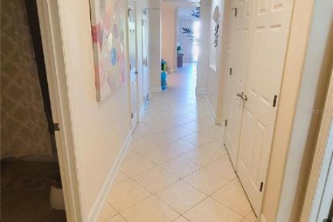 Condominio en alquiler en Orlando, Florida, 2 dormitorios, 188.59 m2 № 1903425 - foto 18