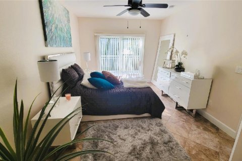 Condominio en alquiler en Orlando, Florida, 2 dormitorios, 188.59 m2 № 1903425 - foto 7