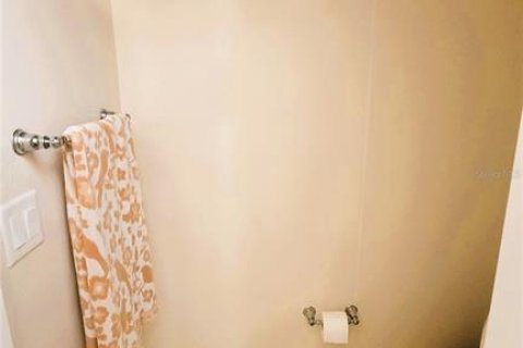 Condominio en alquiler en Orlando, Florida, 2 dormitorios, 188.59 m2 № 1903425 - foto 13