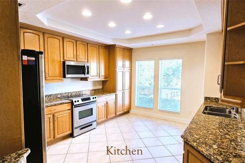 Condominio en alquiler en Orlando, Florida, 2 dormitorios, 188.59 m2 № 1903425 - foto 5