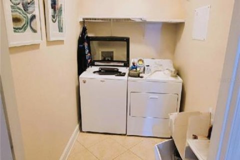 Condominio en alquiler en Orlando, Florida, 2 dormitorios, 188.59 m2 № 1903425 - foto 16