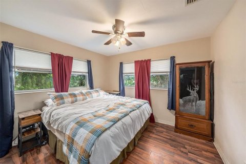 House in Seffner, Florida 3 bedrooms, 197.6 sq.m. № 1722889 - photo 22