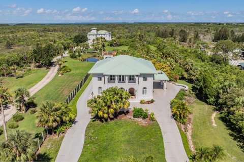 House in Tampa, Florida 4 bedrooms, 514.96 sq.m. № 1798586 - photo 30