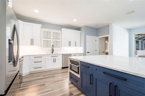 House in Safety Harbor, Florida 4 bedrooms, 330.08 sq.m. № 2092150 - photo 19