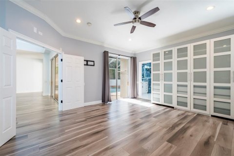 House in Safety Harbor, Florida 4 bedrooms, 330.08 sq.m. № 2092150 - photo 24