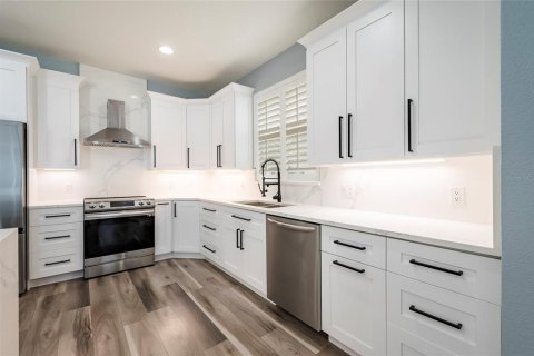 House in Safety Harbor, Florida 4 bedrooms, 330.08 sq.m. № 2092150 - photo 15