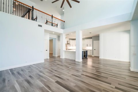 House in Safety Harbor, Florida 4 bedrooms, 330.08 sq.m. № 2092150 - photo 12