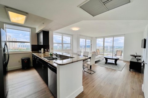 Condominio en alquiler en Aventura, Florida, 2 dormitorios, 115.66 m2 № 1979286 - foto 9