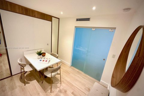 Copropriété à vendre à Miami Beach, Floride: 2 chambres, 89.19 m2 № 1764987 - photo 26