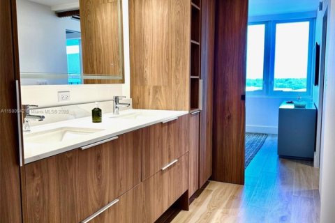 Copropriété à vendre à Miami Beach, Floride: 2 chambres, 89.19 m2 № 1764987 - photo 29