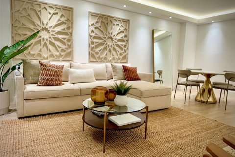 Copropriété à vendre à Miami Beach, Floride: 2 chambres, 89.19 m2 № 1764987 - photo 3